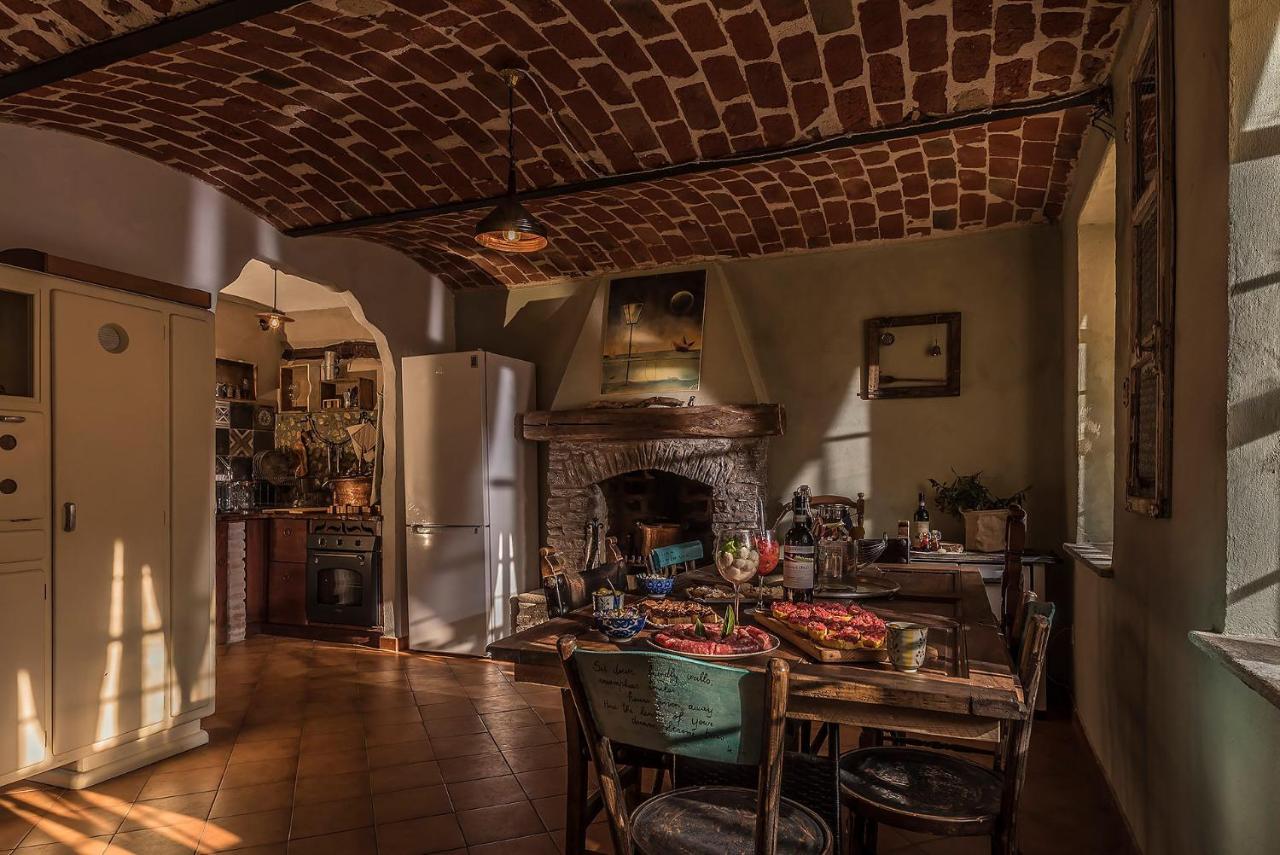 Willa Casa Delle Foglie Sussurranti Asti Zewnętrze zdjęcie