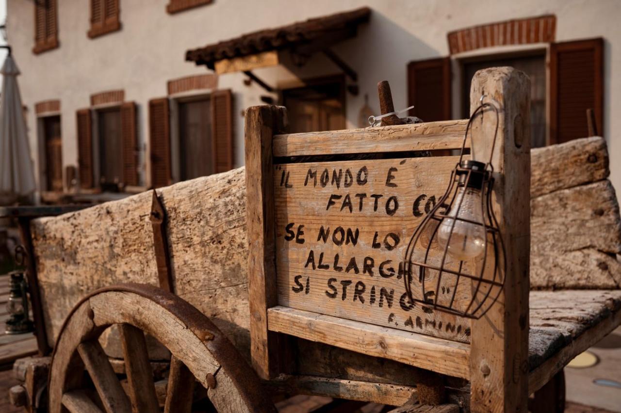 Willa Casa Delle Foglie Sussurranti Asti Zewnętrze zdjęcie