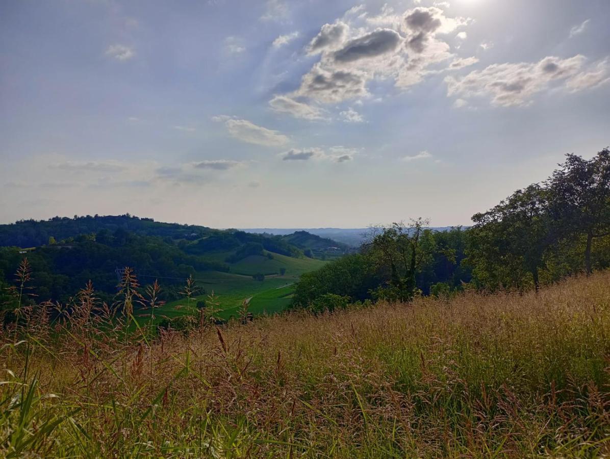 Willa Casa Delle Foglie Sussurranti Asti Zewnętrze zdjęcie