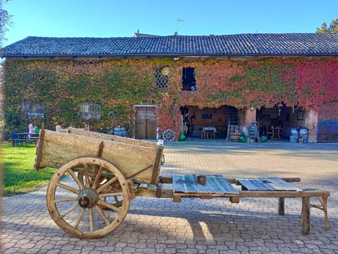 Willa Casa Delle Foglie Sussurranti Asti Zewnętrze zdjęcie