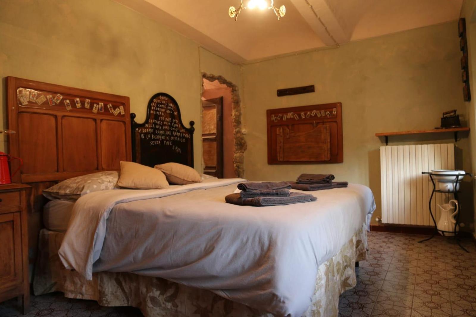 Willa Casa Delle Foglie Sussurranti Asti Zewnętrze zdjęcie